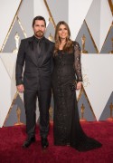 Кристиан Бэйл (Christian Bale) 88th Annual Academy Awards held at the Dolby Theatre in Hollywood, Los Angeles, California (February 28, 2016) - 42xHQ 9f6f8c474716290