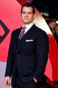 Генри Кавилл (Henry Cavill) European Premiere of 'Batman V Superman Dawn Of Justice' at Odeon Leicester Square in London (March 22, 2016) - 109xHQ D92d21474715059