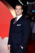 Генри Кавилл (Henry Cavill) European Premiere of 'Batman V Superman Dawn Of Justice' at Odeon Leicester Square in London (March 22, 2016) - 109xHQ E2f8f9474714703
