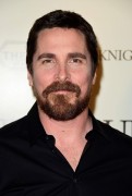 Кристиан Бэйл (Christian Bale) Premiere of Broad Green Pictures' 'Knight Of Cups' in Los Angeles, California (March 1, 2016) - 69xHQ Edea9b474717628