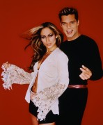 Дженнифер Лопез и Рикки Мартин (Jennifer Lopez, Ricky Martin) Stephanie Pfriender Photoshoot 1999 - 6xHQ 1d56f0475254619