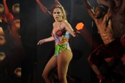 Дженнифер Лопез (Jennifer Lopez) iHeartRadio Ultimate Pool Party (Day 2) Show, 2014 (95xHQ) 5310d9475267613