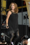 Дженнифер Лопез (Jennifer Lopez) Performs on Good Morning America’s Fal - 168xHQ 1624a0475817409