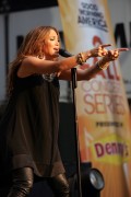 Дженнифер Лопез (Jennifer Lopez) Performs on Good Morning America’s Fal - 168xHQ 1c911d475817003
