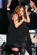 Дженнифер Лопез (Jennifer Lopez) Performs on Good Morning America’s Fal - 168xHQ 478c94475817386