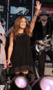 Дженнифер Лопез (Jennifer Lopez) Performs on Good Morning America’s Fal - 168xHQ A5cc75475817973