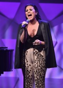 Деми Ловато (Demi Lovato) performing & accepting her Vanguard award at the GLAAD Media Awards in Los Angeles, show, 02.04.2016 (51xHQ) 6ad530476562015
