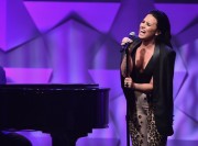 Деми Ловато (Demi Lovato) performing & accepting her Vanguard award at the GLAAD Media Awards in Los Angeles, show, 02.04.2016 (51xHQ) 8e2301476562030