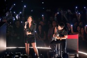 Деми Ловато (Demi Lovato) at the iHeartRadio Music Awards in Los Angeles, show, 03.04.2016 (25xHQ) B6ae1f476561174