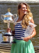 Виктория Азаренко (Victoria Azarenka) Australian Open Champion Photocall (Melbourne, 29.01.2012) (60xHQ) 74c5c3519770980