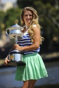 Виктория Азаренко (Victoria Azarenka) Australian Open Champion Photocall (Melbourne, 29.01.2012) (60xHQ) C9dd15519771056